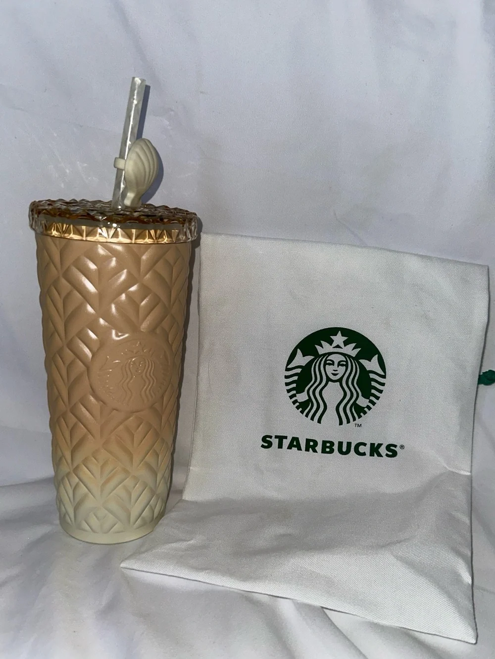 Starbucks title asia